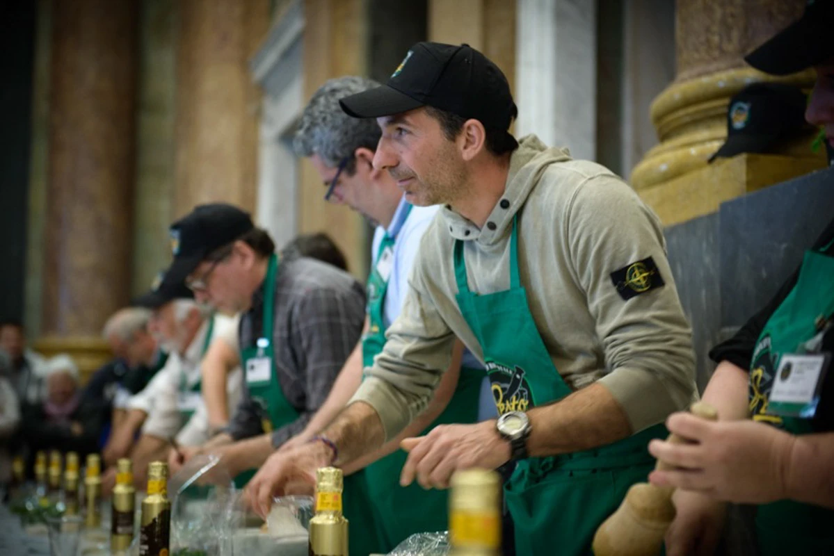 concorrente VI Campionato Mondiale di Pesto